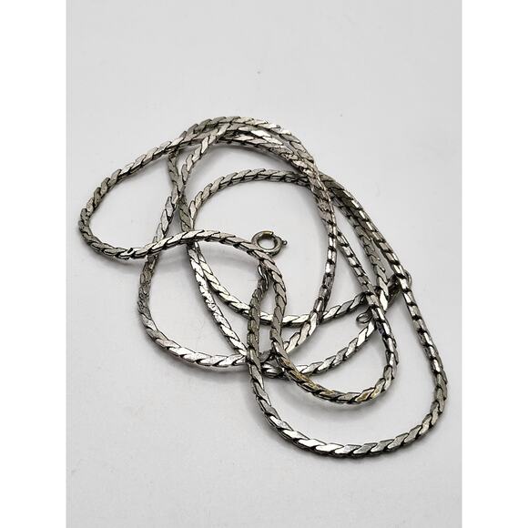 Vintage Napier Silver Tone Flat Chain Necklace 30.5 Inch 1970s 1980s - Picture 3 of 8